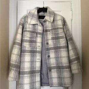 Tahari Women's Cream and Gray Plaid Utility Jacket